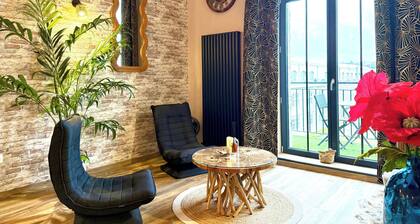 Loft Signature • 10’ Fontainebleau