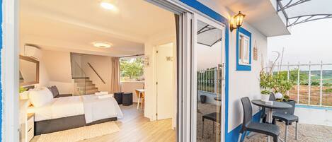 Schreibtisch, kostenloses WLAN, Bettwäsche