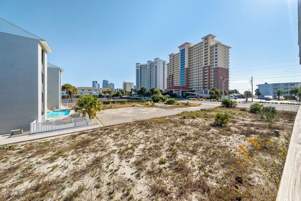 BBQ/picnic area - Gulf View Condo 7 (Gulf Shores)