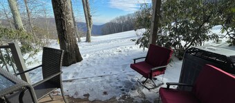 TRUE SKI OUT Condo Sleeps 2-5 on Eagles Swoop at Wintergreen Resort.