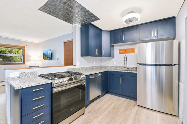 Microwave, oven, stovetop, dishwasher