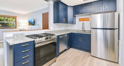 Fresh & Fabulous Fridley #4 • Modern 2 BR • Renovated • Pet-Friendly Fenced Yard