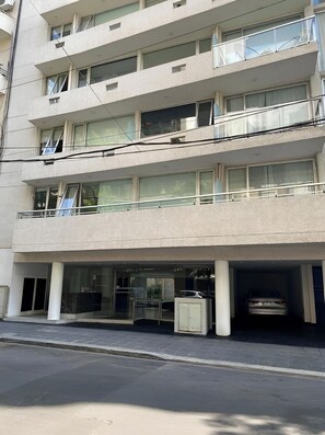 Exterior - Pacheco de Melo 2174 - Recoleta Premium (Buenos Aires)