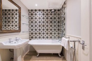 Apartment (2 Bedrooms) | Interior - Stunning 2-bedroom Flat in Fulham (London)