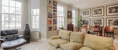 Apartment (3 Bedrooms) | Interior