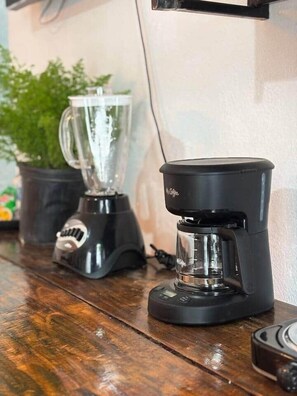 Kaffee und/oder Kaffeemaschine