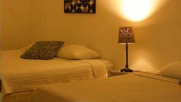 6 chambres, fer et planche Ă repasser, Wi-Fi, draps fournis