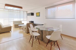 Dining - 1 bedroom apartment very well located close to Chapalita area (Zapopan)