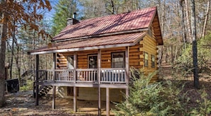 Exterior - Tranquil 1-bedroom 4 Person Cabin in charming Blue Ridge Cabin Community (Blue Ridge)