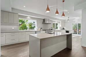 Fridge, microwave, oven, stovetop - Sherman Oaks 5BR | Valley Views by Colby & Conrad (Los Angeles)