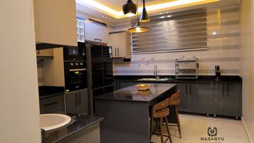Apartment, 1 Bedroom | Private kitchen