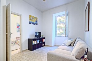 TV - Oasis in the city - Two-room apartment between Piazza del Popolo and Olympic Stadium (Roma)