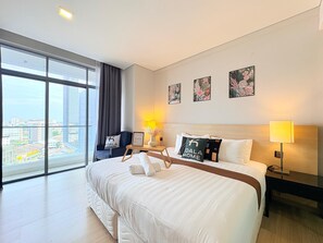 Balcony - The Straits Residence by Koala (Malacca City)