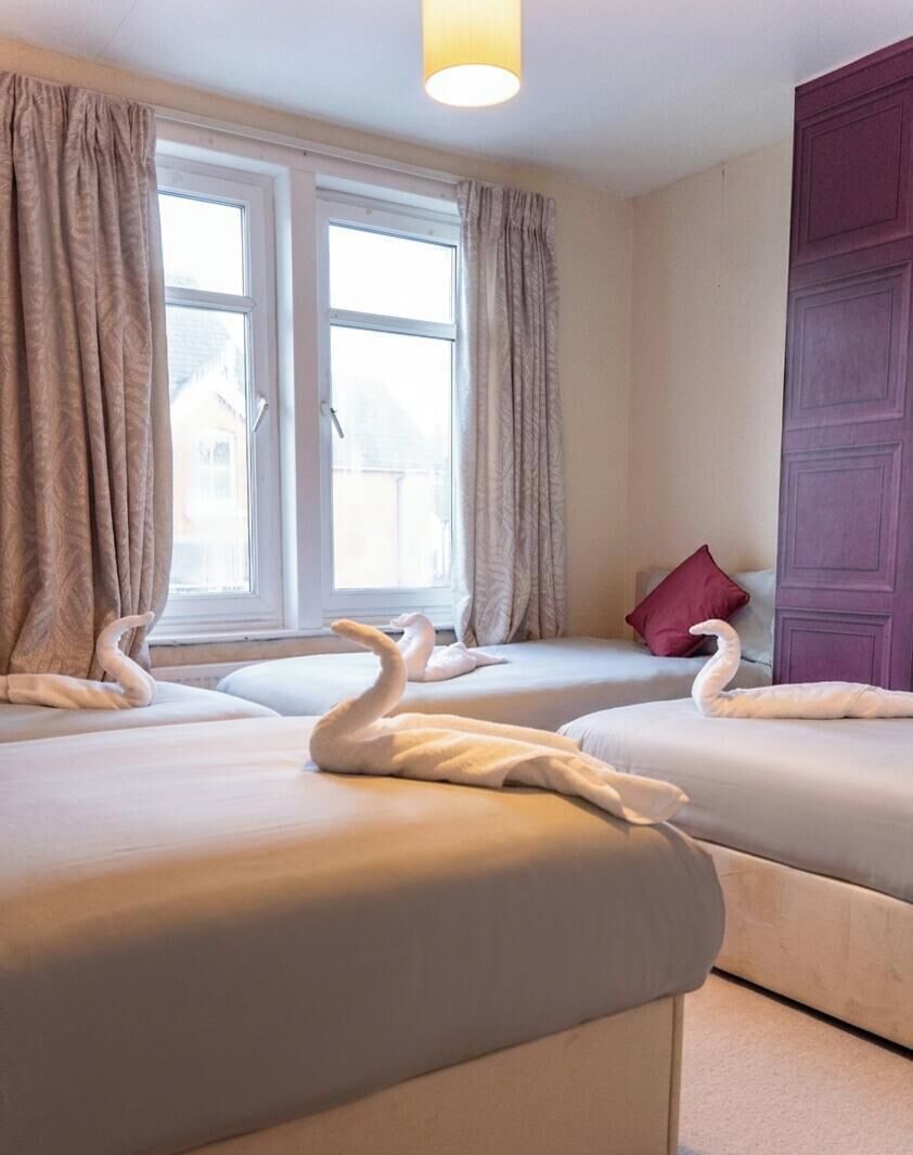 3 bedrooms, iron/ironing board, free WiFi, bed sheets