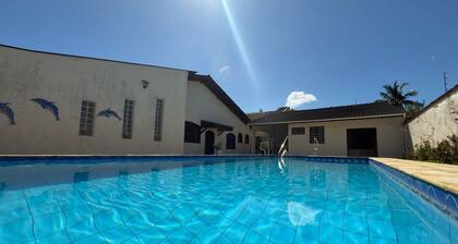 Cozy atmosphere on Pernambuco Beach, Guarujá