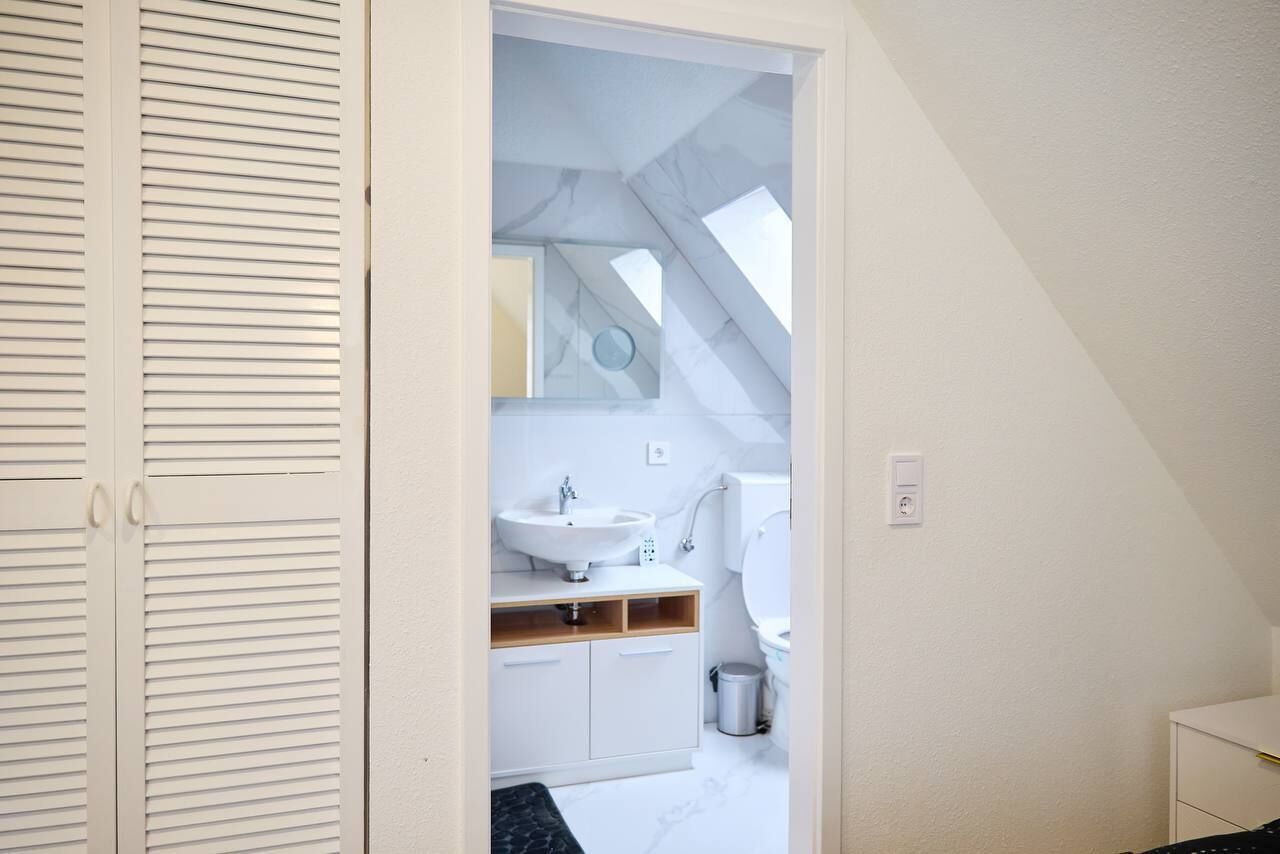 Serviettes fournies, savon, papier toilette