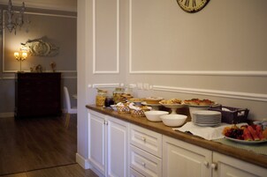 Desayuno buffet incluido todos los días 