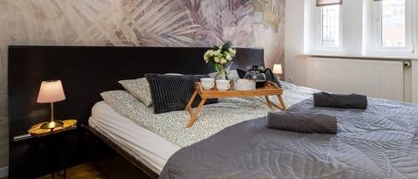 Skrivebord, strykejern/-brett, wi-fi og sengetøy