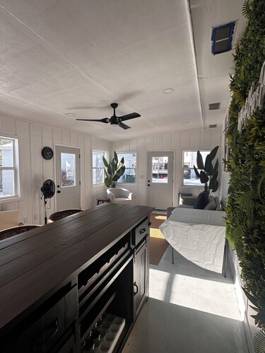 Ankeny’s Best/Hot tub/Theatre Room/Game Room