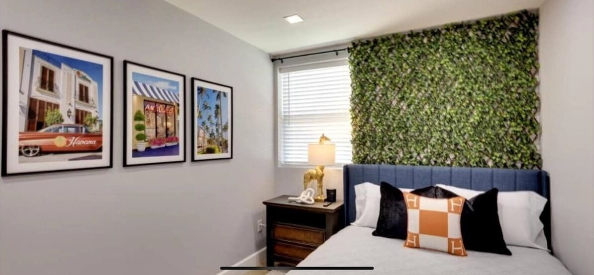 2 slaapkamers, een strijkplank/strijkijzer, wifi, beddengoed