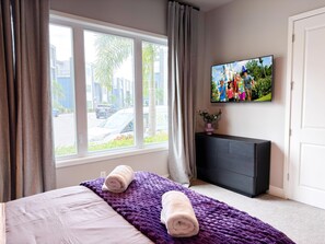 WiFi, bed sheets - RR7740-145SRD -  3BR Luxury Condo • Reunion Resort (Kissimmee)