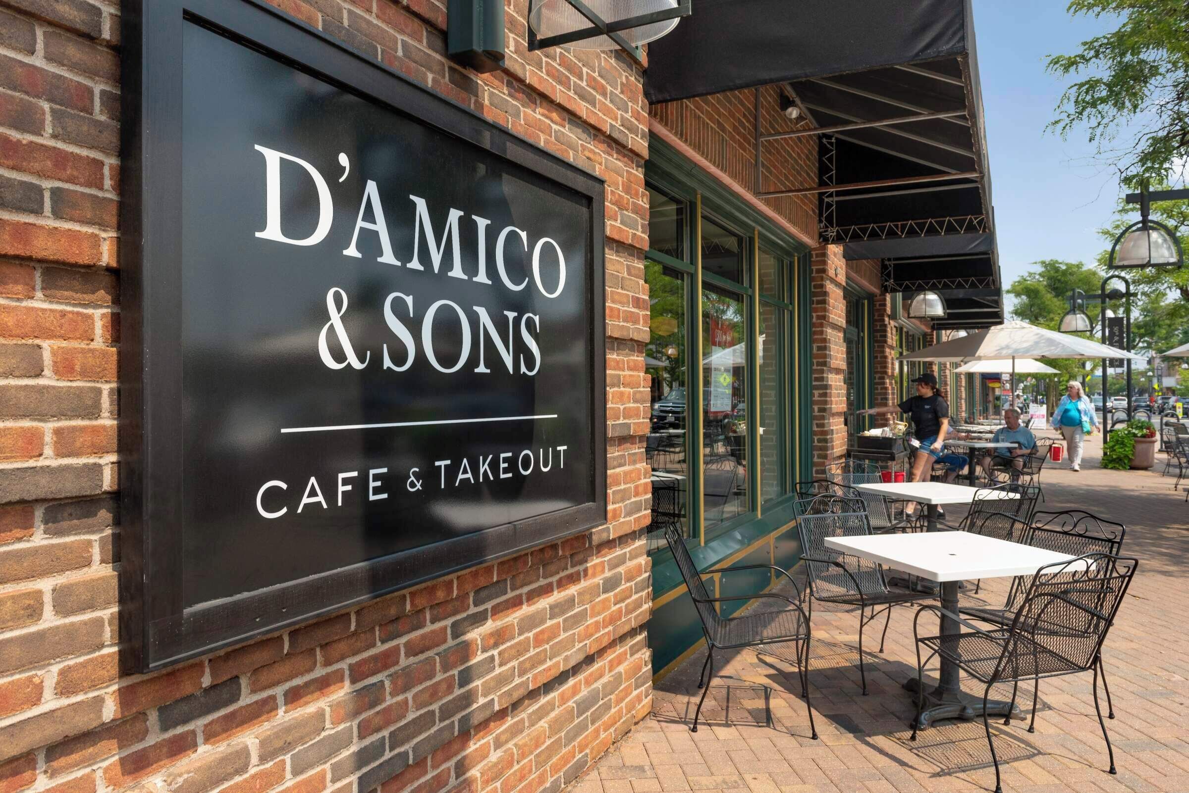 تناول الطعام بالخارج