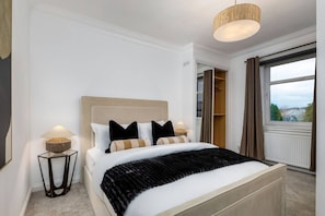 Iron/ironing board, travel cot, WiFi, bed sheets