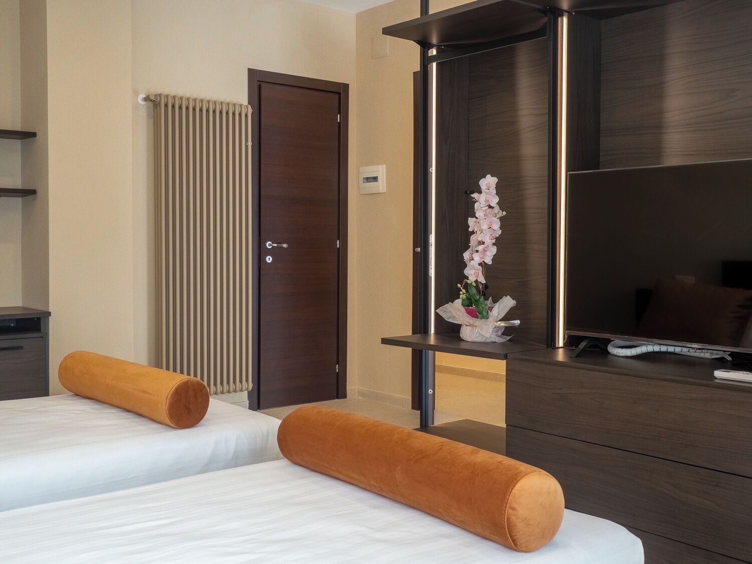 Superior Triple Room, Balcony | Desk, laptop workspace, free WiFi