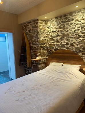 1 bedroom, WiFi - Jasmine joli chapeau A la montagne (Bagnères-de-Luchon)