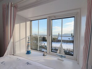 2 bedrooms, individually decorated, individually furnished, free WiFi - Cheyne Cottage (Whitby)