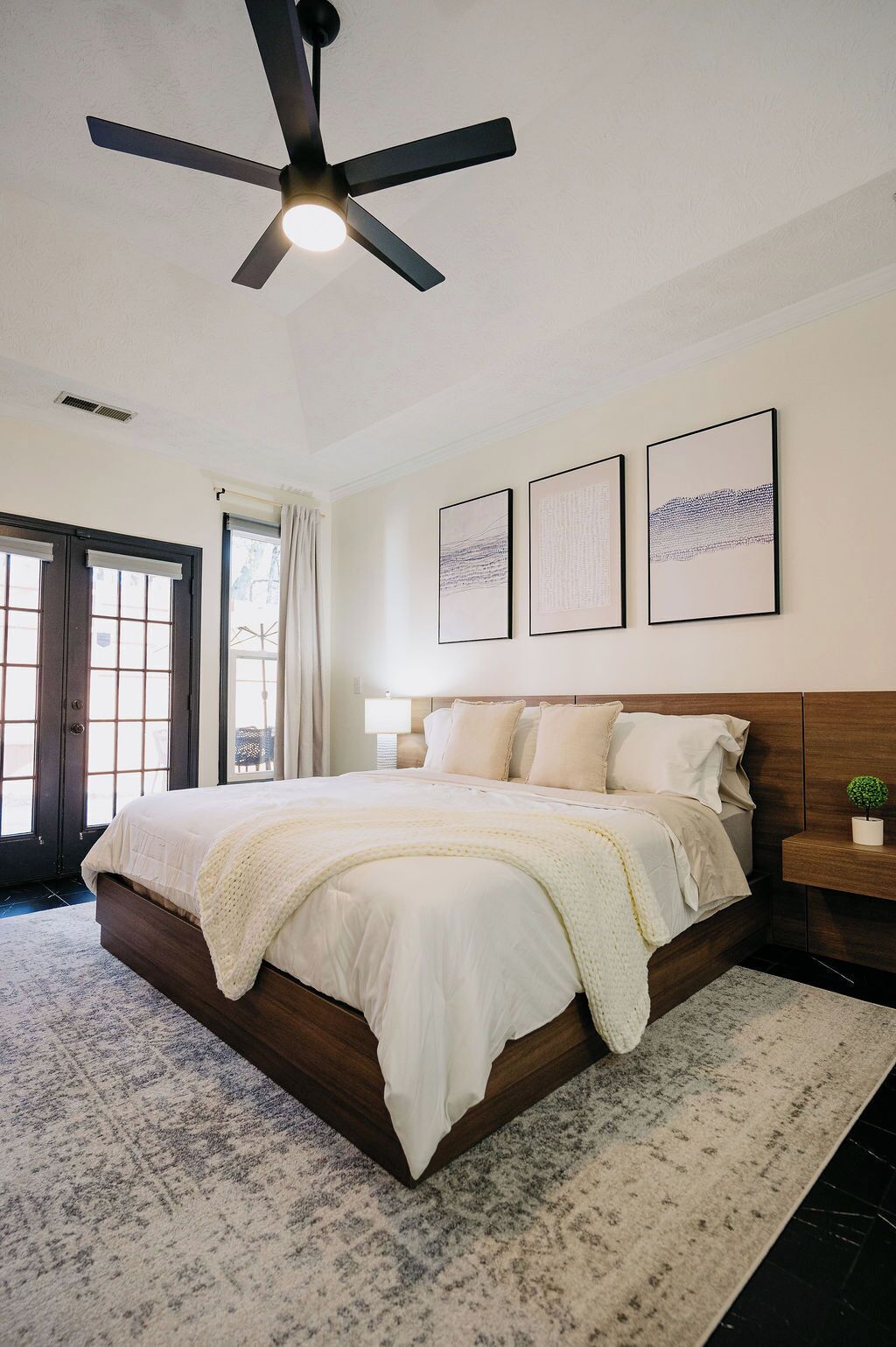 熨斗/熨衣板、WiFi、床单