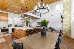 Dining - Cozy Pines Cabin-Hot Tub + Fire Pit + Play set- Backyard (Broken Bow)