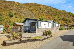 Exterior - Laburnum, Tresaith - Two Bedroom Cottage, Sleeps 4 (Tresaith)