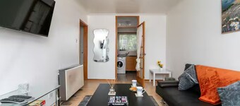 Charming 1-Bed Flat in a Peaceful Area - Pass the Keys