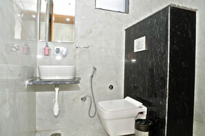 Suite, City View | Bathroom | Free toiletries, slippers, soap, shampoo - INDRA PALACE UNIT 2 (Jaipur)
