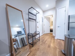 Interior - Brand New Gorgeous 3bedroom 2blocks to CentralPark (New York)