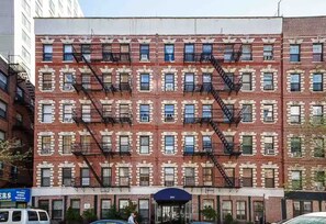 Exterior - Stylish One Bedroom Apt on UES (New York)
