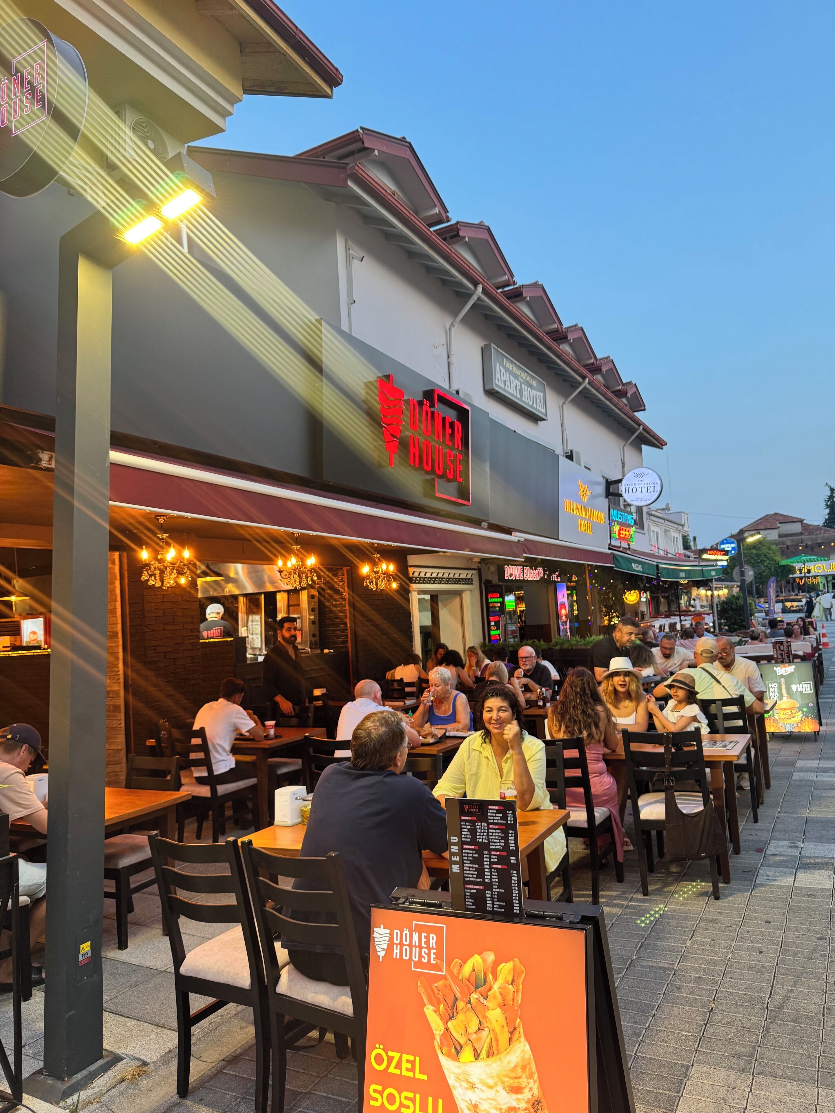 Bagian depan properti