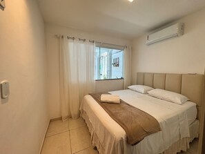 2 bedrooms, WiFi, bed sheets - Quiet house - close to Vitória airport (Vitória)