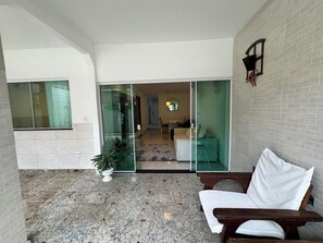 Interior - Quiet house - close to Vitória airport (Vitória)