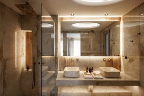 Shower, towels, soap, shampoo - Villa Thyrissa, Divine Sea & City Views, Private Pool, Furnished Terrace, Naxos (Naxos)
