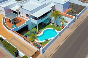 Exterior - Villa Puerto Calero Marina | Short Walk to Centre | Private Heated Pool (Lanzarote)