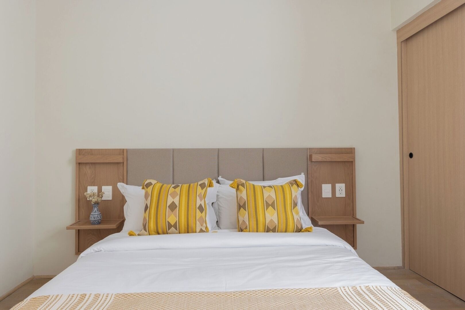1 Schlafzimmer, Bügeleisen/Bügelbrett, Reisekinderbett, WLAN