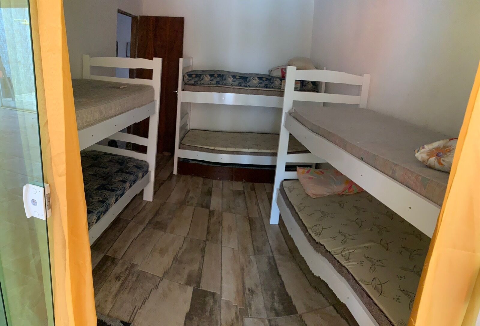 Wi-Fi gratuit, accès pour personnes à mobilité réduite