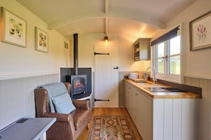 House - Host and Stay Florence (Norwich)