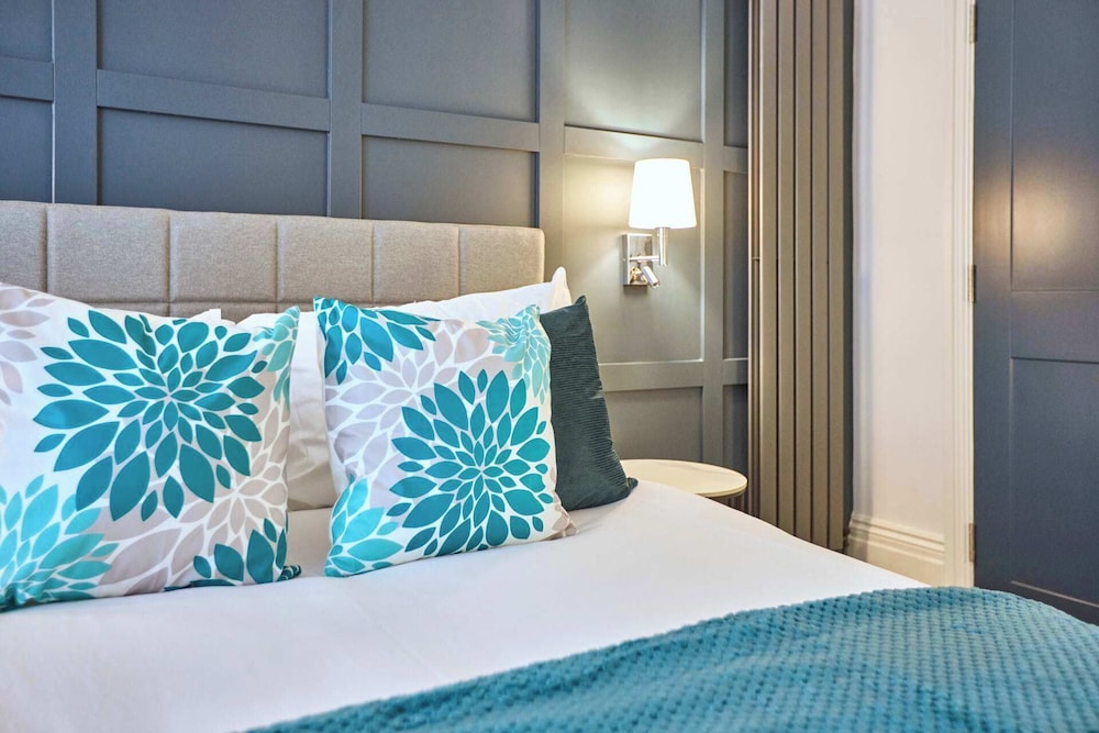 The Langley Hotel by null