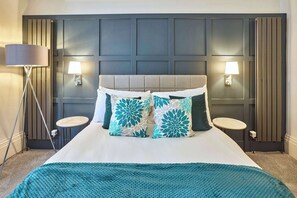 1 bedroom - The Host Stay The Langley Hotel Apartment 2 (Whitby)