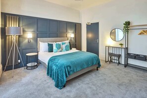 1 bedroom - The Host Stay The Langley Hotel Apartment 2 (Whitby)