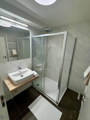 Free toiletries, hair dryer, slippers, toilet paper - Castle View | Terrace | Center - 150m Penthouse (Prague)