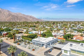 Exterior - Riverside 2 (Palm Springs)